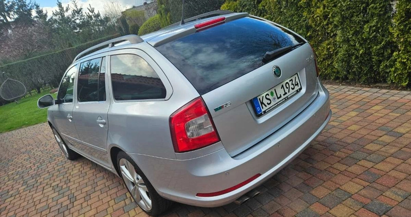 Skoda Octavia cena 29999 przebieg: 226000, rok produkcji 2011 z Biały Bór małe 211